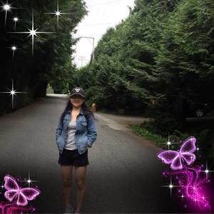 Meet your Posher, Lisa